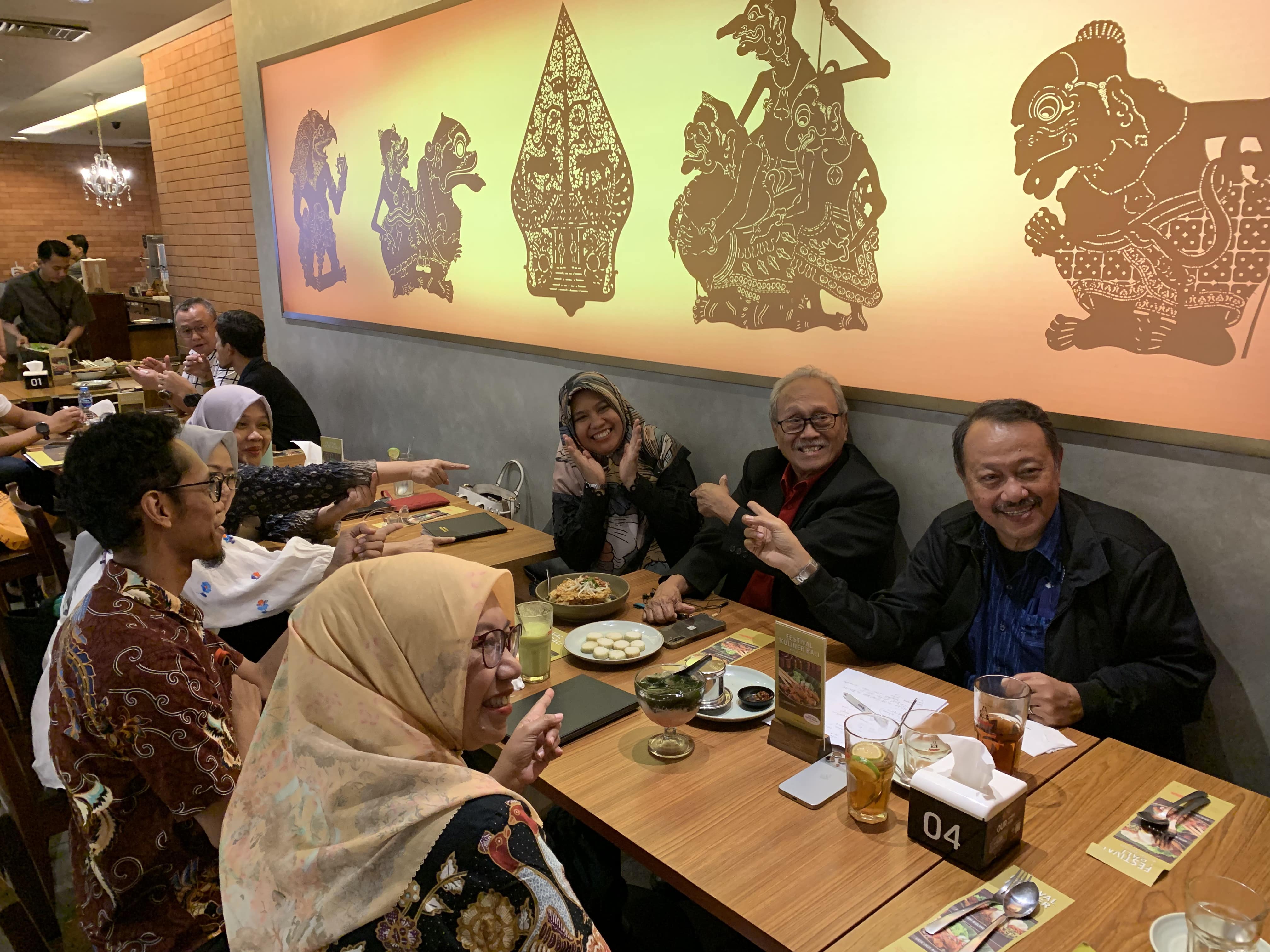 Diskusi dengan Politeknik Jati Luhur, SEAMEOLEC, Direktur SMK, BISPAR, BNSP